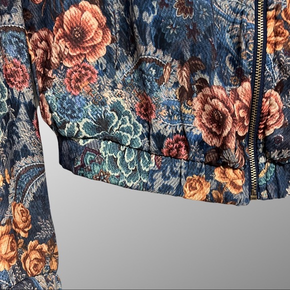 Bershka Sheer Flower Bomber Jacket Size S - Picture 4 of 8
